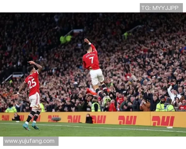 德甲精彩对决巴黎圣日耳曼大胜曼联帽子戏法引发全场狂欢